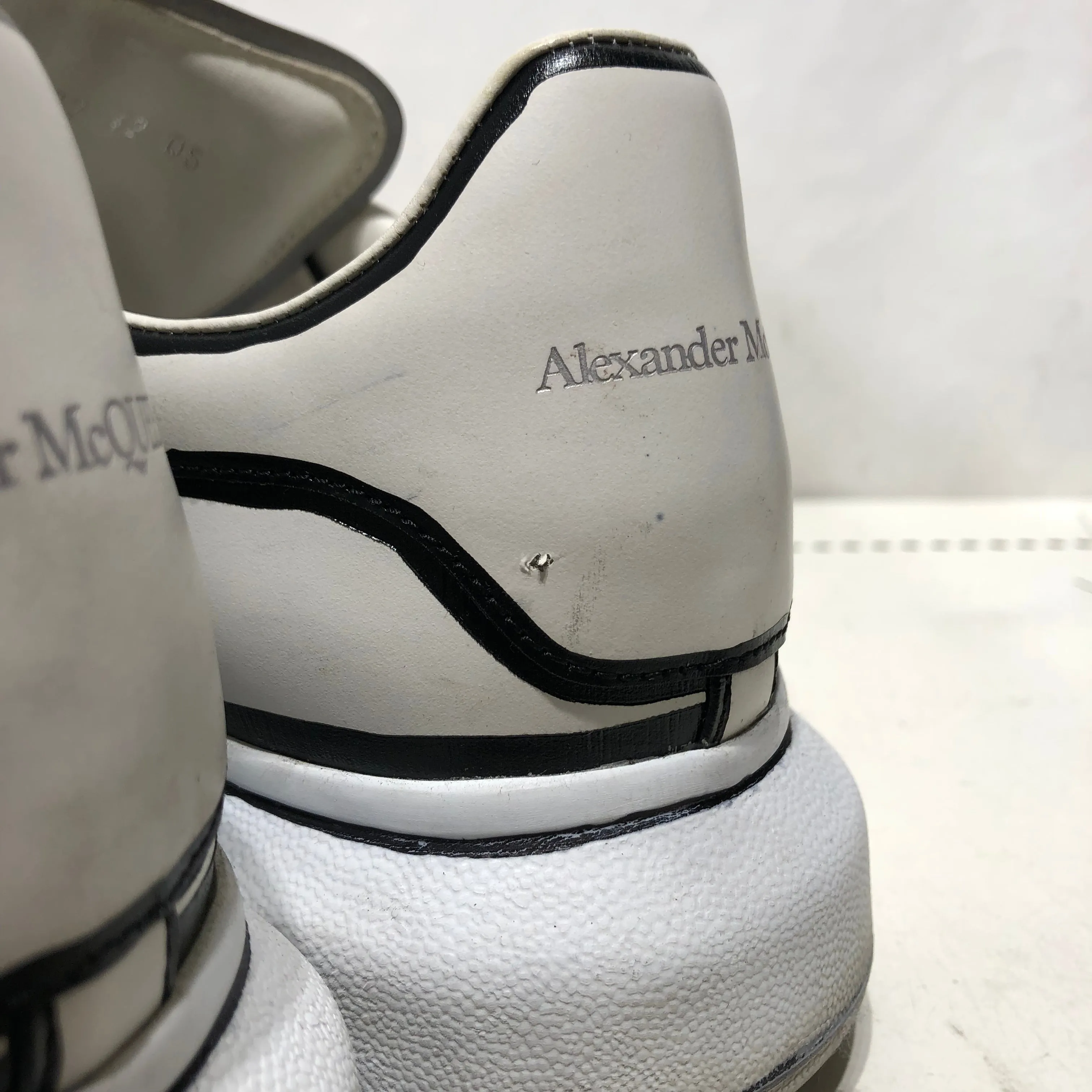 Alexander McQueen/Low-Sneakers/EU 42/Border/WHT/