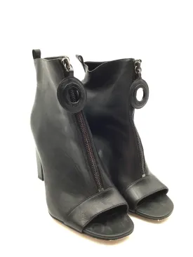 Boots Ankle Heels By Calvin Klein In Black, Size: 9.5