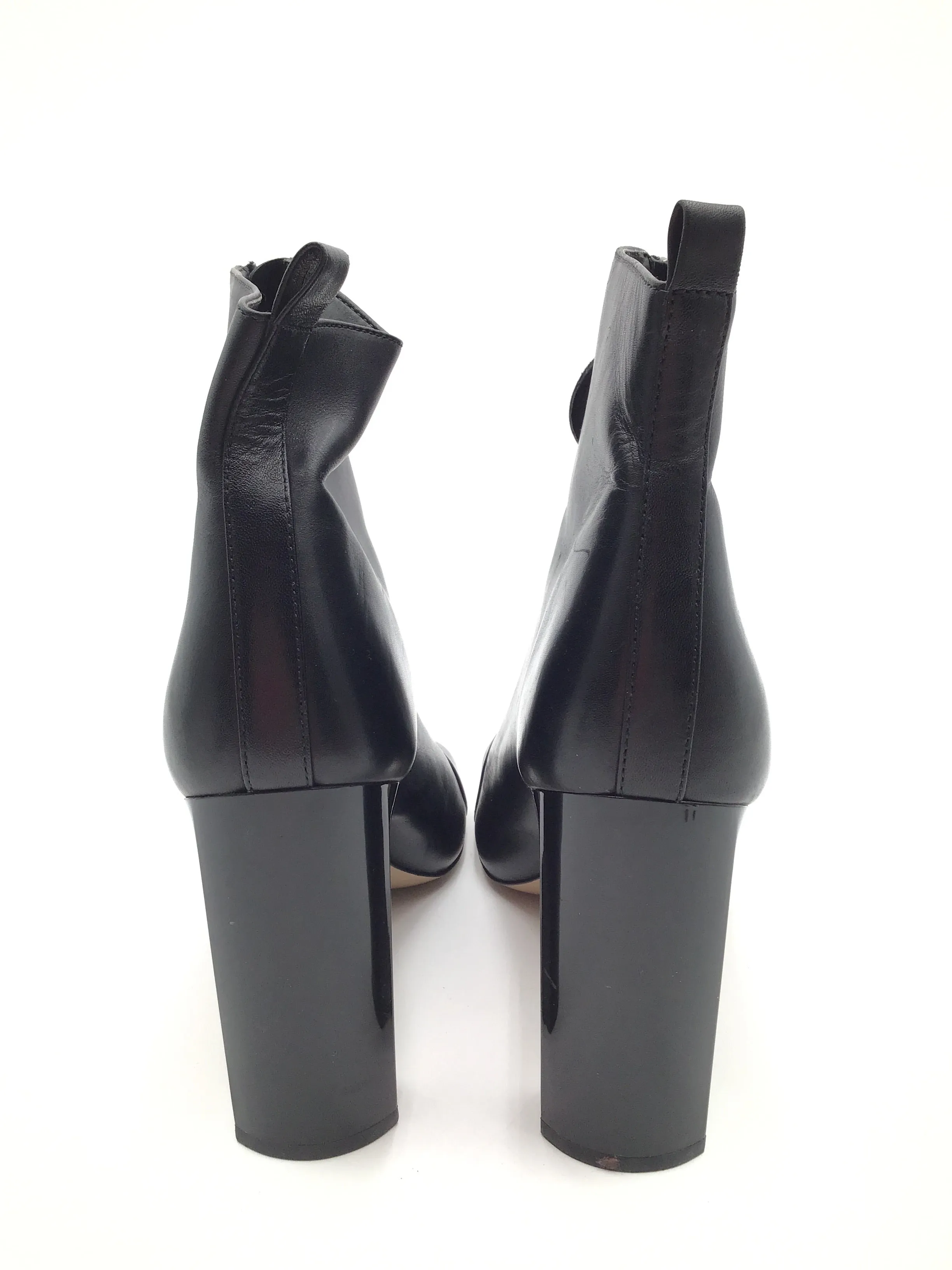 Boots Ankle Heels By Calvin Klein In Black, Size: 9.5